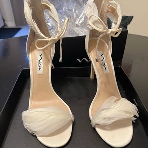 Ivory Dianne shoe in the Nina Brand.